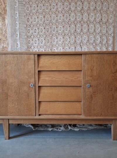 Enfilade vintage pieds compas